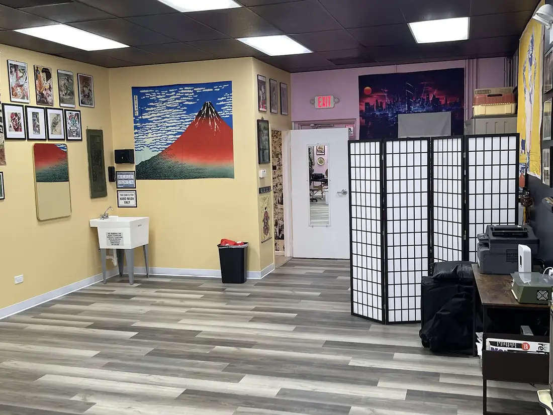 Interior of the Neo Tokyo Tattoos studio in Round Lake Beach, Illinois